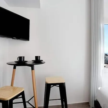 Apartment Vexer